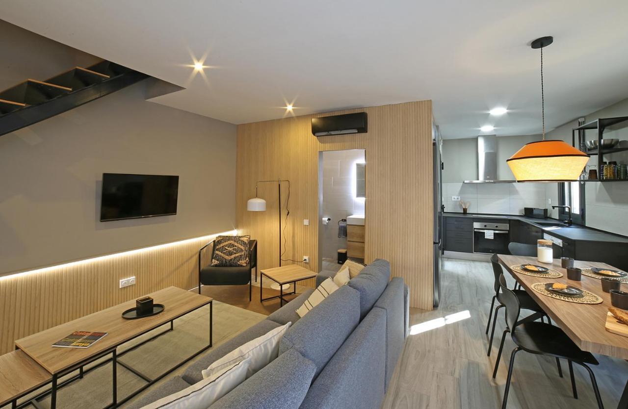 Willa Fridays Flats Onix House L’Hospitalet de Llobregat Zewnętrze zdjęcie