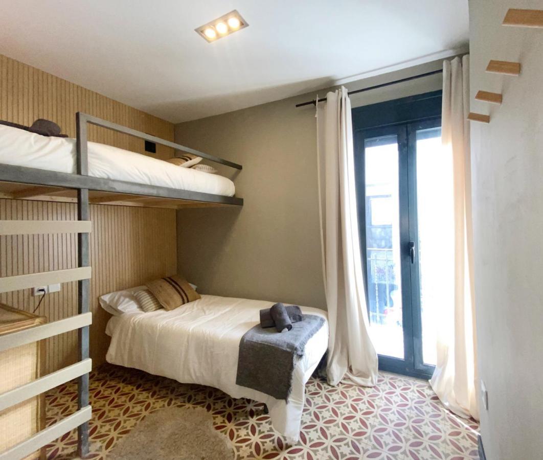Willa Fridays Flats Onix House L’Hospitalet de Llobregat Zewnętrze zdjęcie